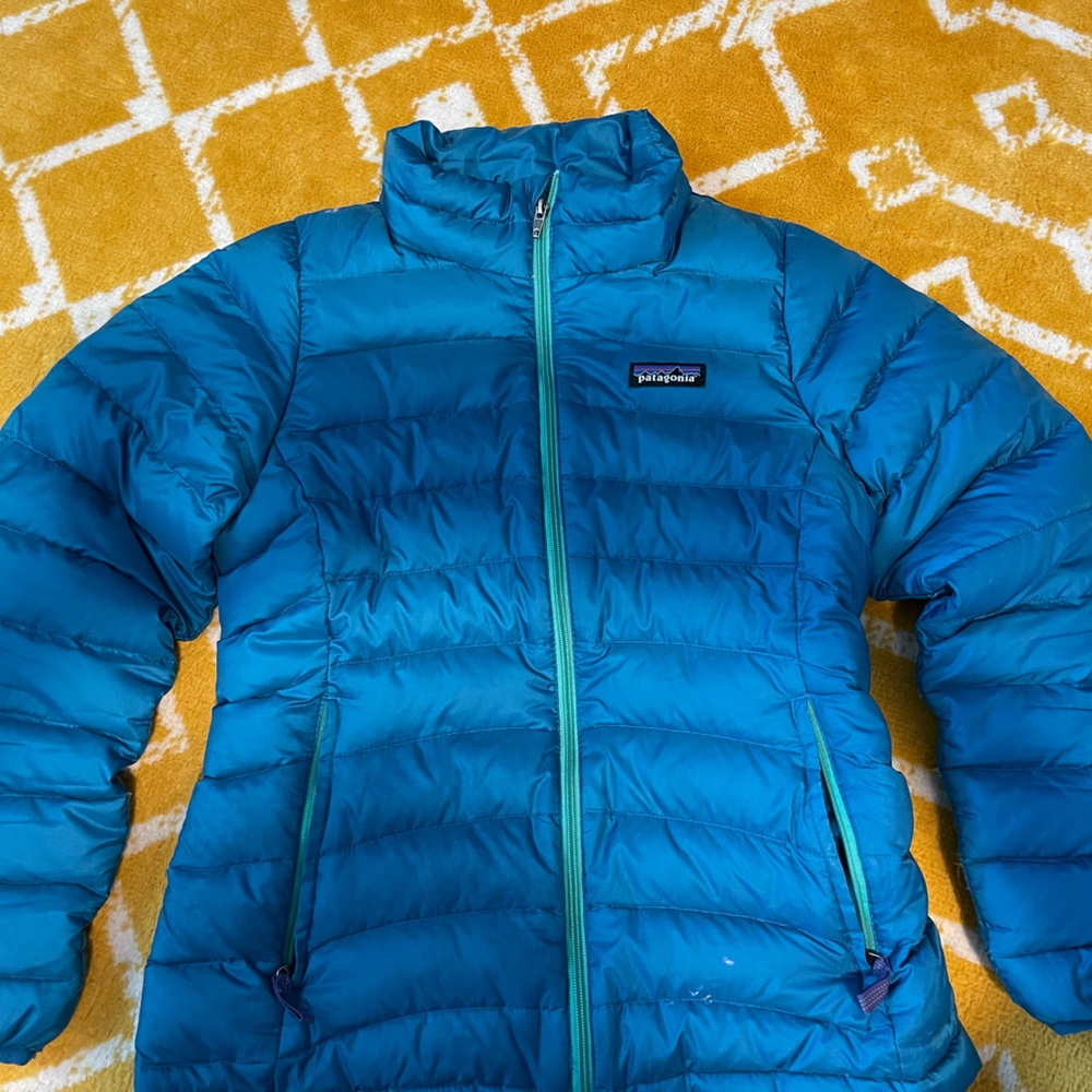 Kids M (10) Patagonia down sweater